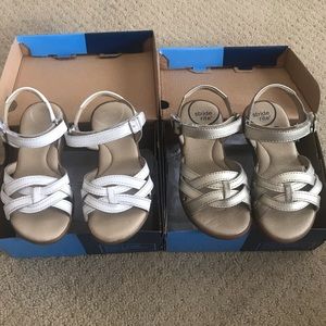 Stride rite sandals size 10W Used gold & white